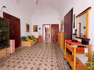 3 LOCALI A CASTELLAMMARE DEL GOLFO