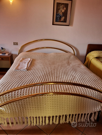 Letto in ottone