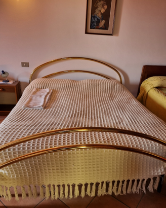 Letto in ottone