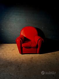 Poltrona Chester Chesterfield in vera pelle rossa