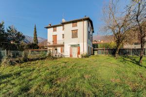 3 LOCALI A GARDONE RIVIERA