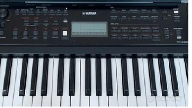 Yamaha PSR-E383