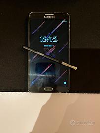 Samsung Galaxy Note 3 con S Pen, scatola