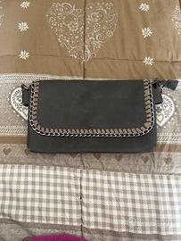 Pochette grigia