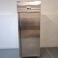 ARMADIO REFRIGERATO 700 LT