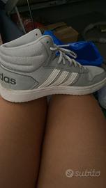 Scarpe adidas