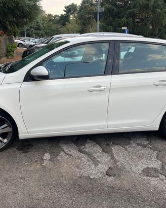 PEUGEOT 308 1.6 e-HDi 115 CV Stop&Start Active