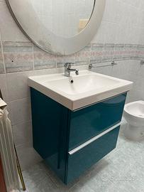 Mobile bagno e specchio