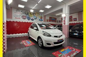 Toyota Aygo 1.0 68cv 5 porte Sol - 2011