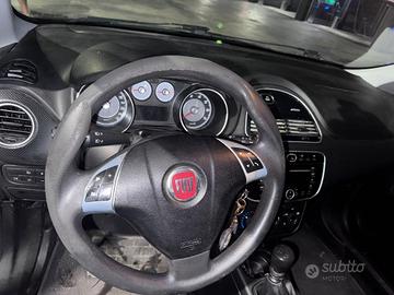 fiat punto 2012