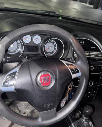 fiat punto 2012