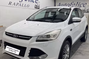 Ford Kuga 2.0 TDCI 140 CV 2WD Titanium