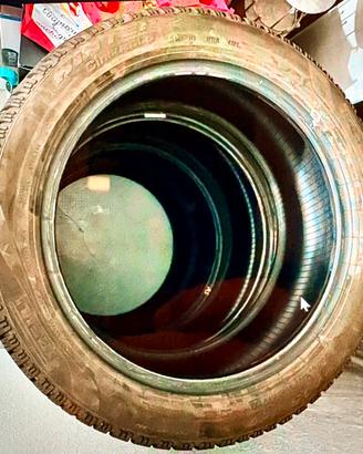 Pneumatici invernali 215/55/R17