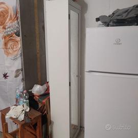 Frigorifero e mobile