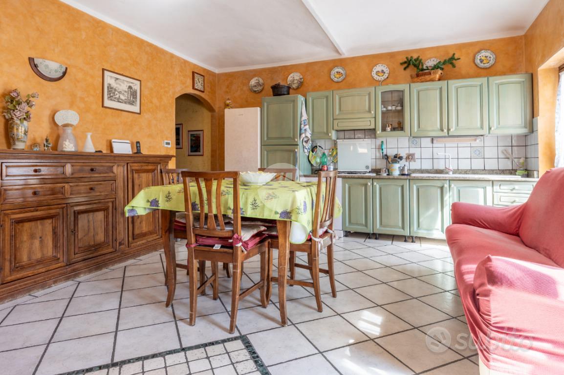 Apartment in Chieri, Torino - Vista 3