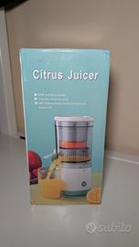 Spremiagrumi a batteria (ricaricabile) NUOVO