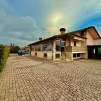 PORZIONE DI BIFAMILIARE A VEGGIANO