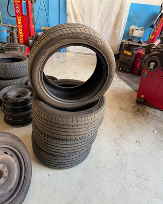 Gomme 225/45/r17
