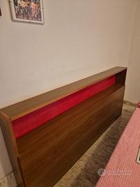 testiera  letto contenitore marrone interno rosso