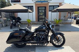 Harley-davidson Touring Road King special
