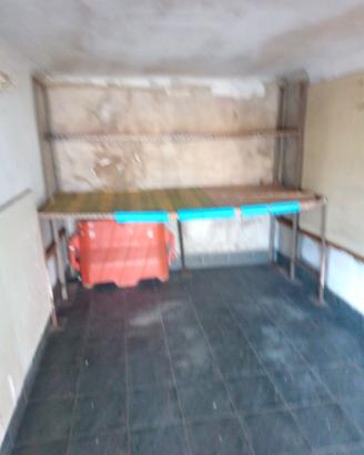 Scaffalatura per box piantane e traversi a L