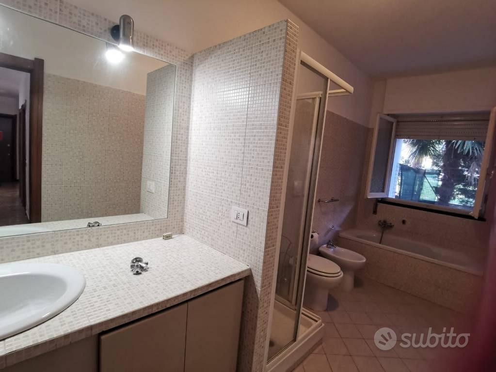 Appartamento di 120 m² con 5 locali e box auto a S - Vista 6