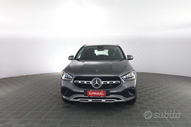 MERCEDES-BENZ CLA sse GLA GLA 200 d Automatic BU
