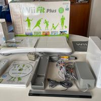 Wii fit plus Wii Play Wii We Fish