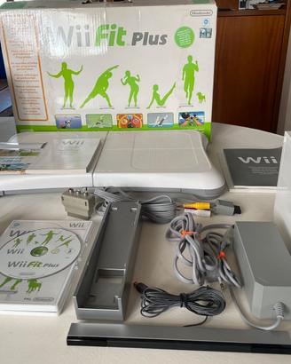 Wii fit plus Wii Play Wii We Fish
