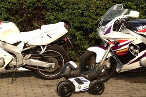 Due FZR 600R, telaio 4JH