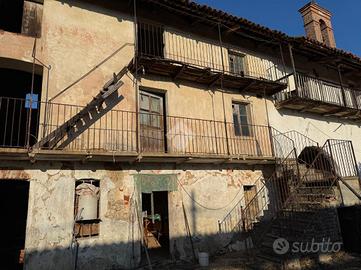 RUSTICO A RIVALTA DI TORINO
