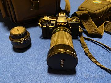 Minolta  X300 due obiettivi appassionati e 2 flash