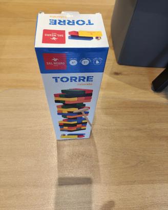 TORRE COLORATA CON MARTELLO in legno, di Dal Negro