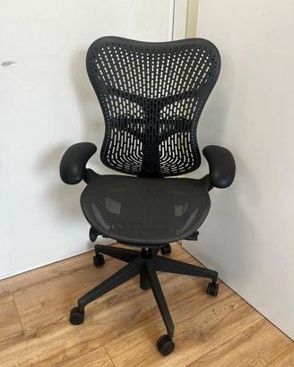 Herman Miller Mirra 2 ricondizionato