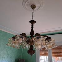 Lampadario con 8 coppe in vetro ricamato