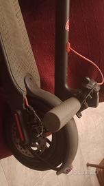 MONOPATTINO DUCATI  sostituzione batteria