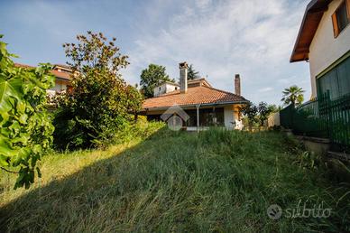 VILLA SINGOLA A RIVAROSSA