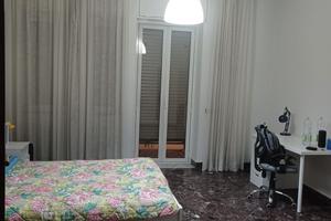 Ampia e comoda stanza in prestigioso appartamento