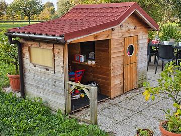 Casetta in legno da giardino per bambini