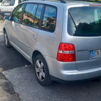 volkswagen touran 1.900 tdi anno 2005 unico propet