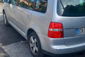 volkswagen touran 1.900 tdi anno 2005 unico propet
