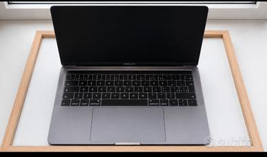 MacBook Pro 13” Space Gray modello A1989 8GB RAM