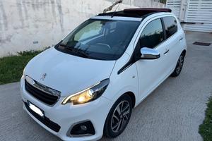 Peugeot 108 PureTech 82 5 porte Allure