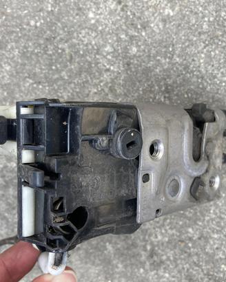 SERRATURA ANTERIORE DESTRA CITROEN C4 2° Serie 9h