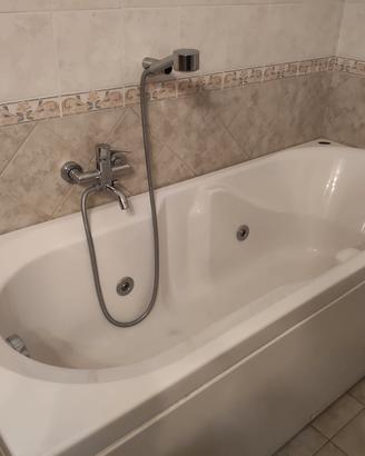 vasca idromassaggio 