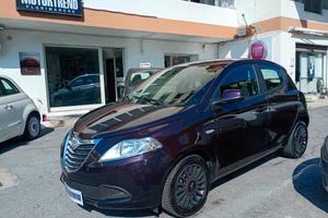 Lancia Ypsilon 1.2 69 CV 5 porte Elefantino