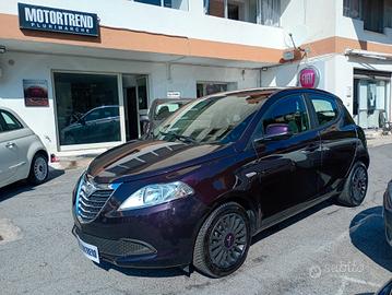 Lancia Ypsilon 1.2 69 CV 5 porte Elefantino