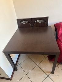 Tavolo quadrato con 4 sedie pieghevoli