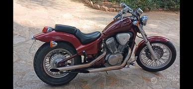 Honda vt 600