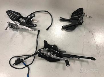 Pedane originali Yamaha R6 2017 - 2025 e cambio